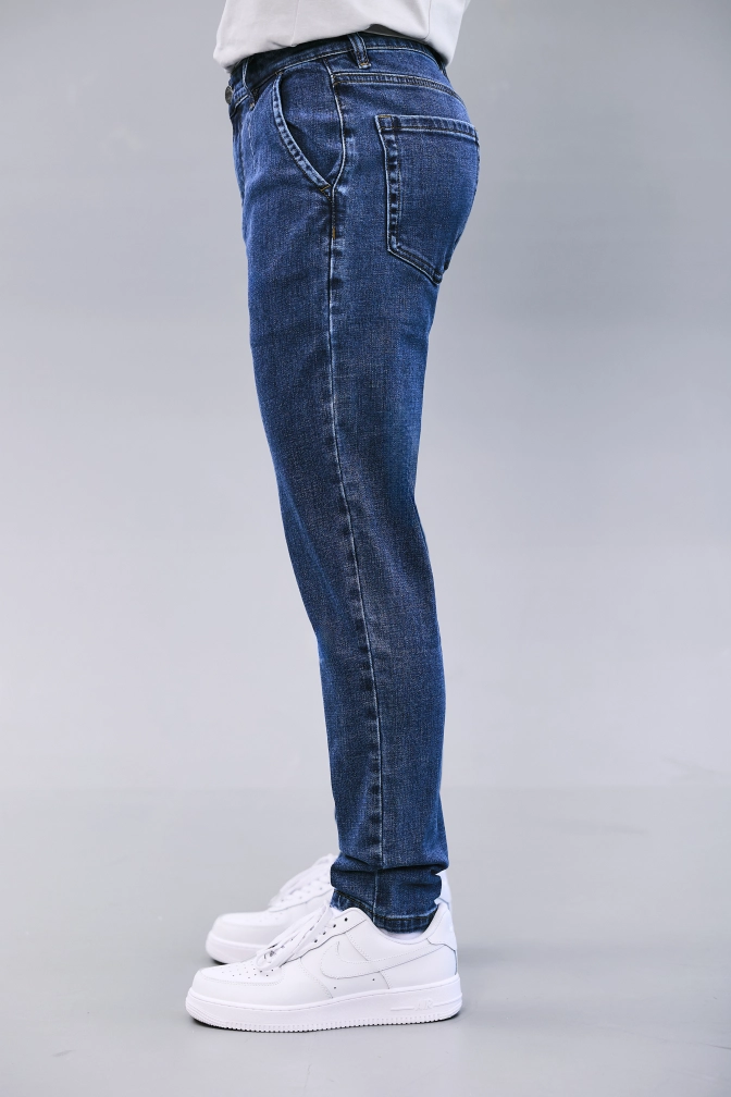 Джинсы Slim-Fit