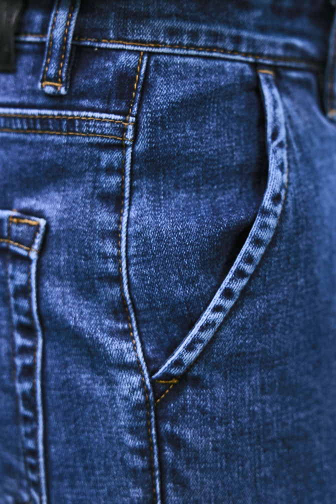 Джинсы Slim-Fit