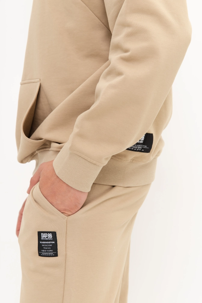 Спортивные брюки