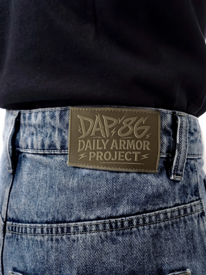 Джинсы Baggy